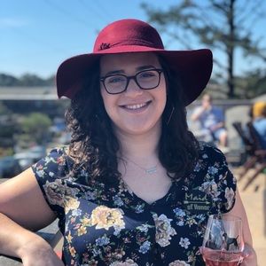 Meet your Posher, Amy